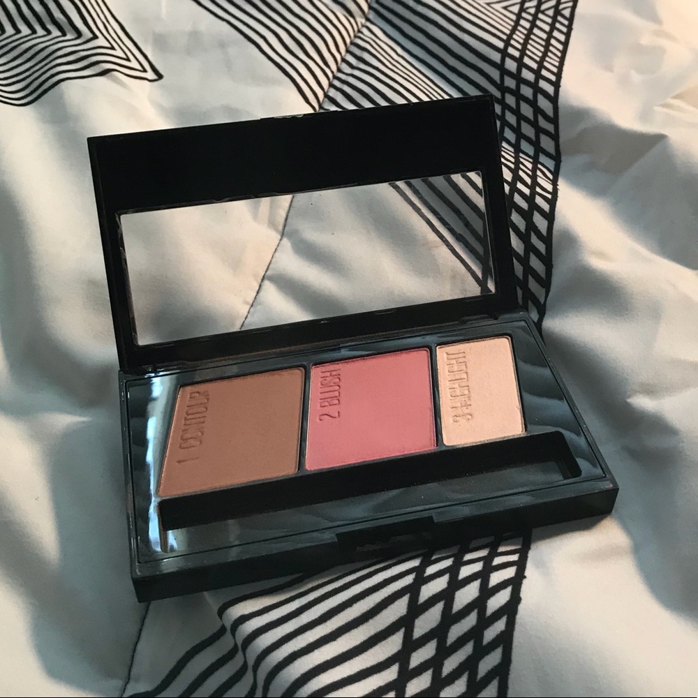 Master Contour Face Pallet by Maybelline